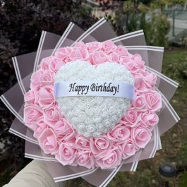 Букет 35 фоамови рози със сърце